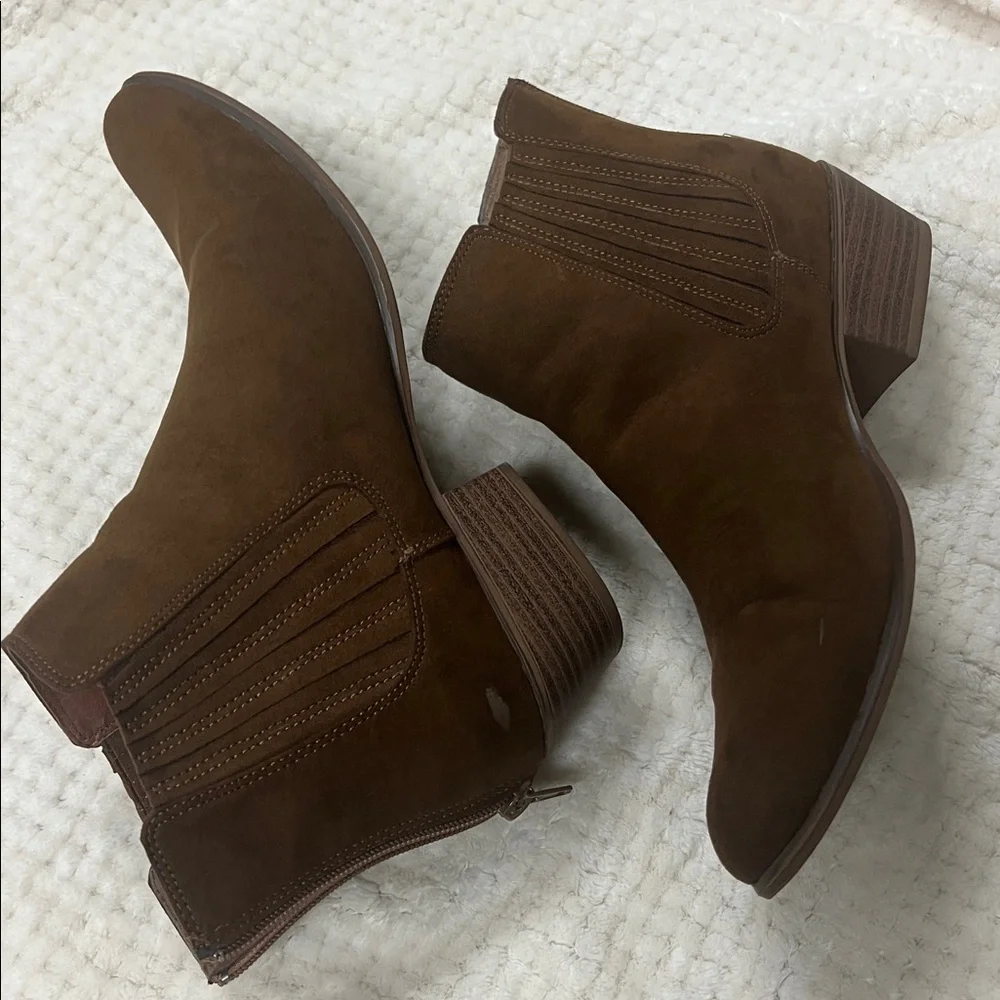 Esprit Trissa Suede Brown Ankle Boots Size 10